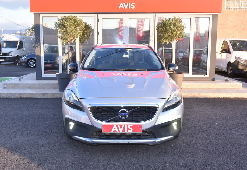 AVIS Used Car | Volvo V40 CROSS COUNTRY - 2015 V40 C.country 1.5 16v T3 Livstyl Auto 152hp 5dr