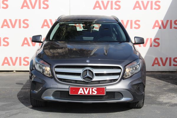 AVIS Used Car | MERCEDES GLA-Class GLA 180 d