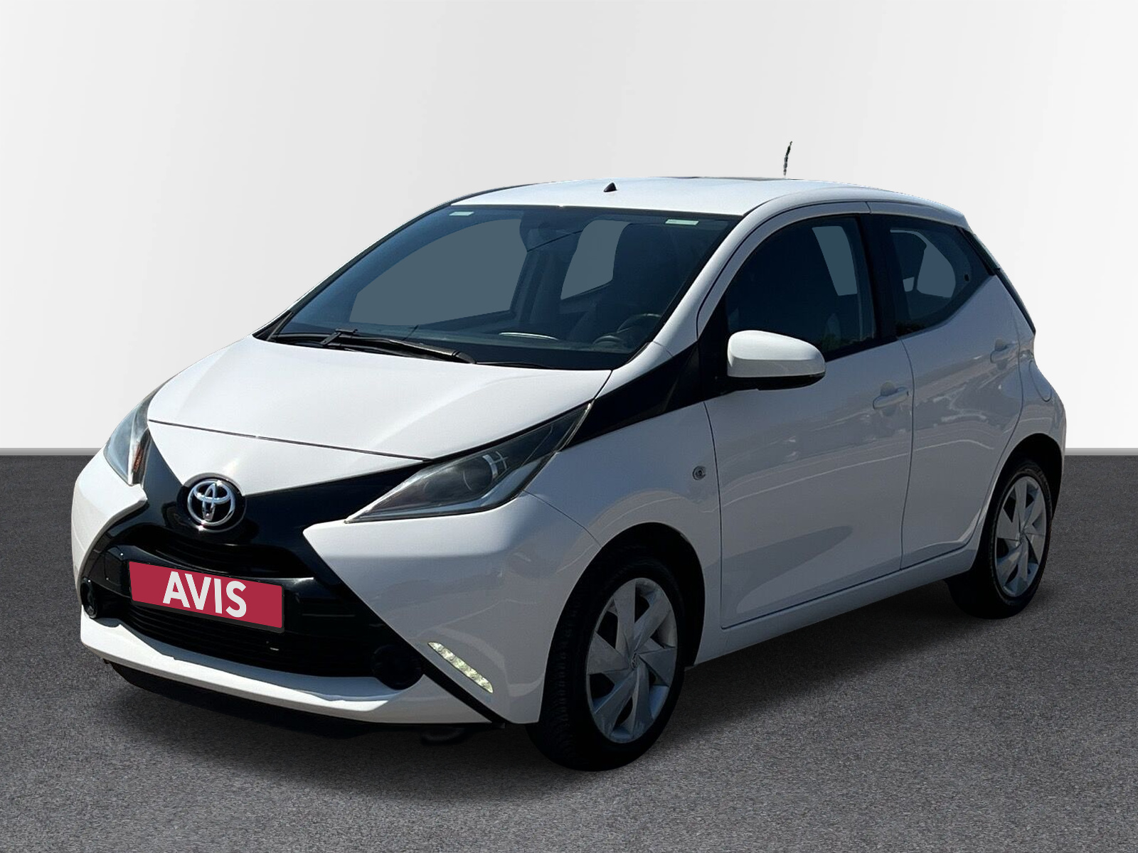 AVIS Used Car | Toyota Aygo 1.0 X-Play Touch MMT