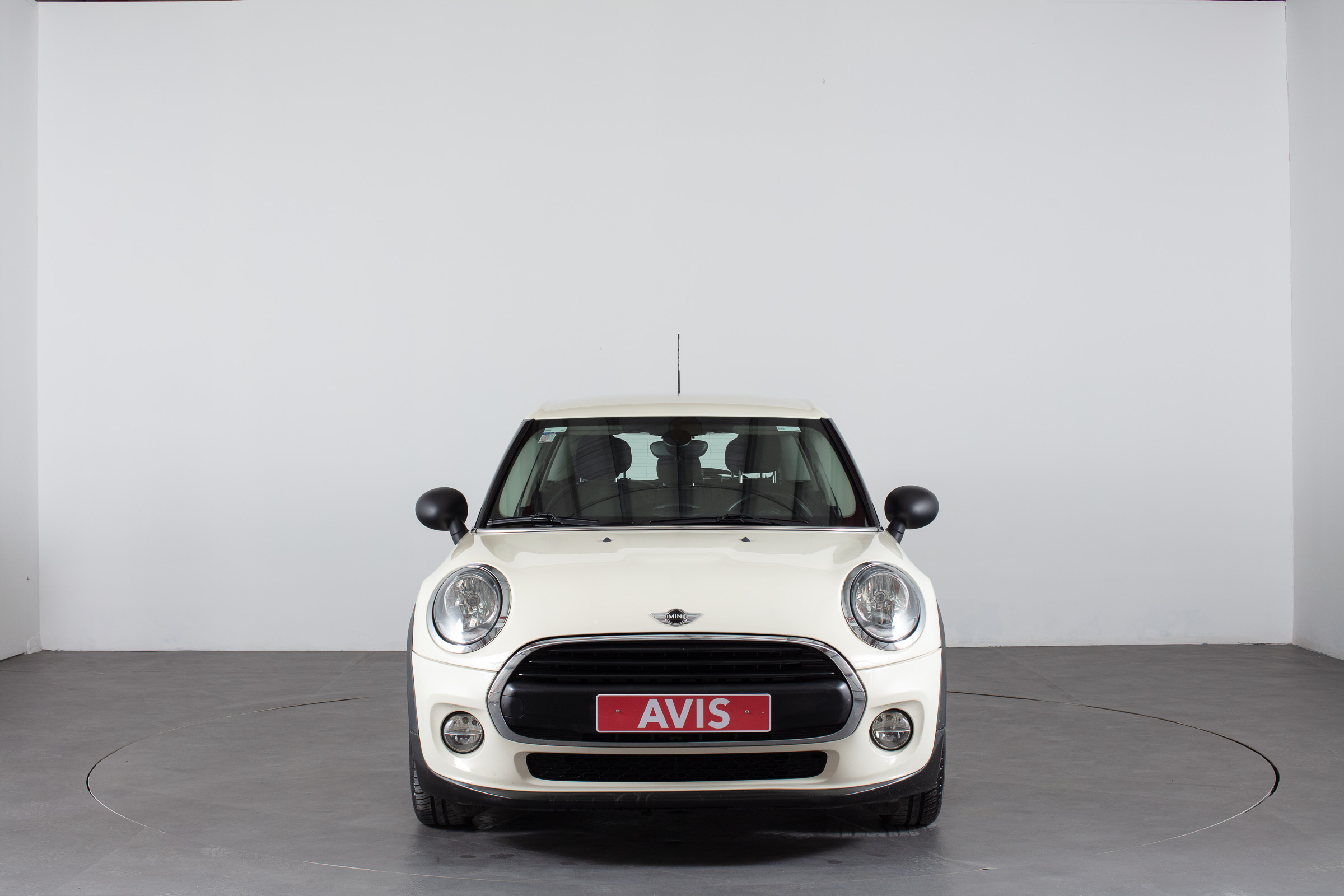 AVIS Used Car | Mini Mini One D