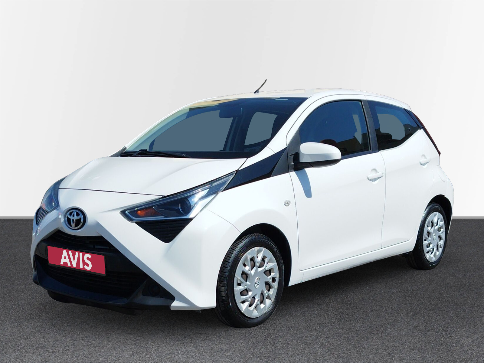 AVIS Used Car | Toyota Aygo X-Play Connect MMT