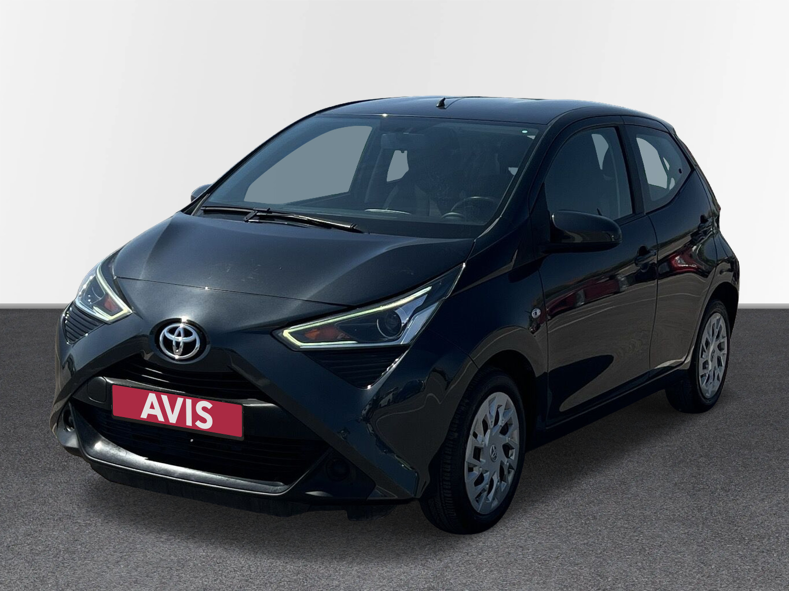 AVIS Used Car | Toyota Aygo X-Play Connect MMT