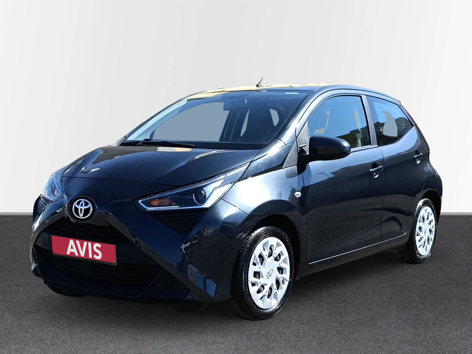 AVIS Used Car | Toyota Aygo X-Play Connect MMT