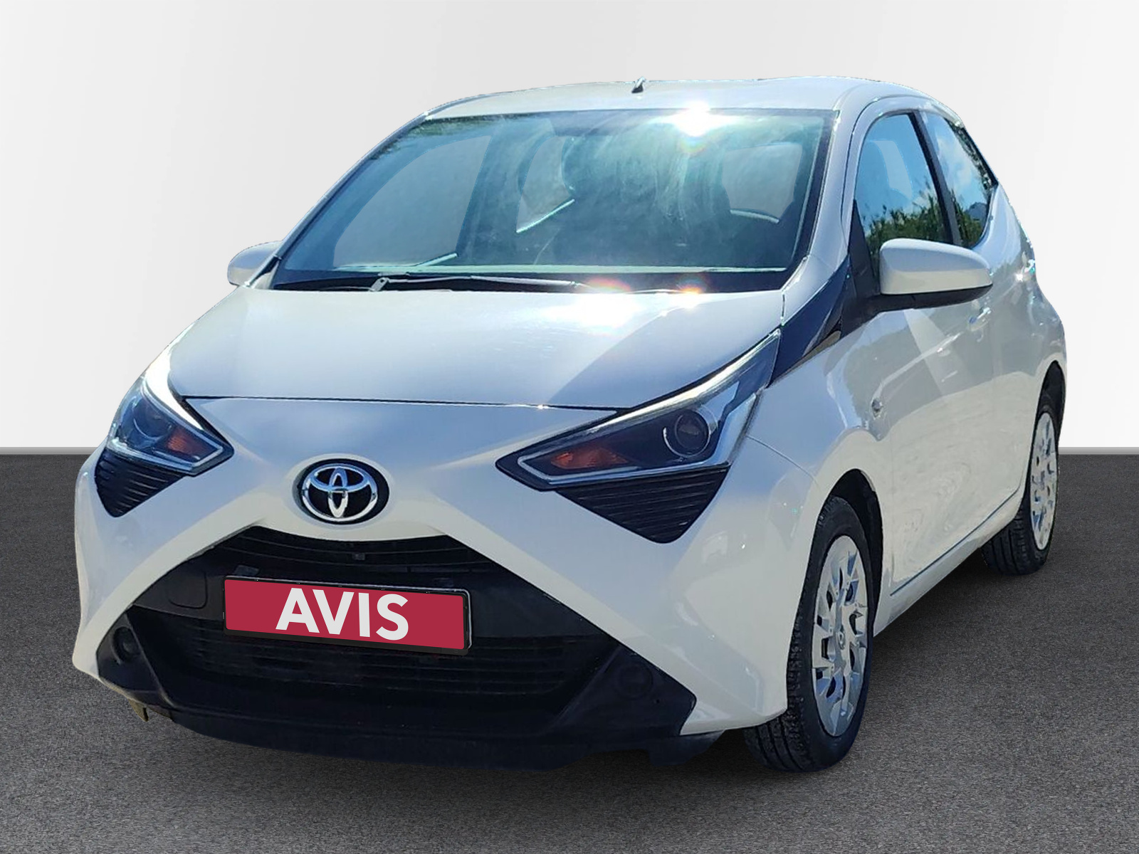 AVIS Used Cars | Toyota Aygo X-Play Connect MMT