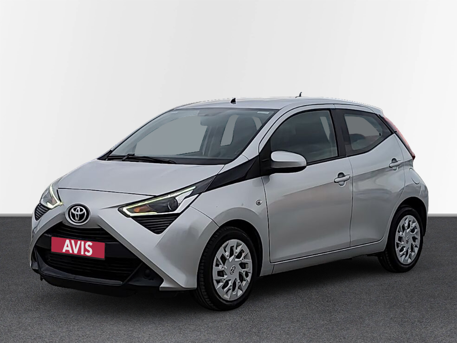 AVIS Used Car | Toyota Aygo X-Play MMT