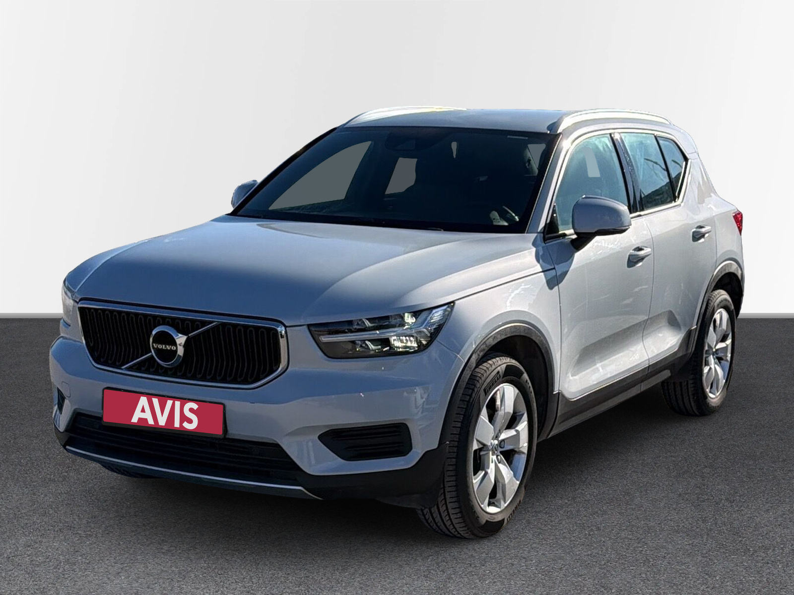 AVIS Used Car | Volvo XC40 T3 Βενζίνη 1.5 163hp Auto AT8 Momentum
