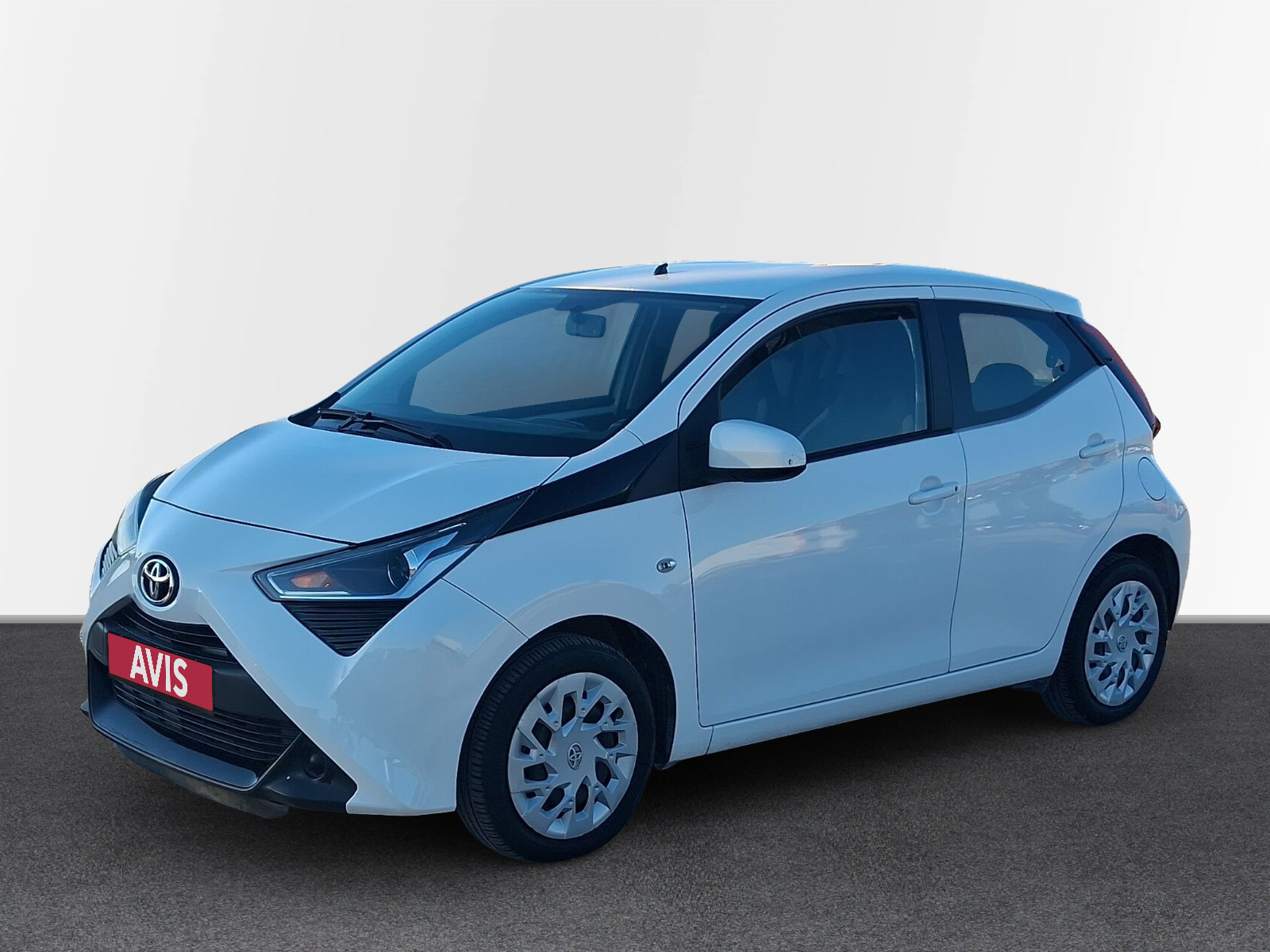 AVIS Used Car | Toyota Aygo X-Play