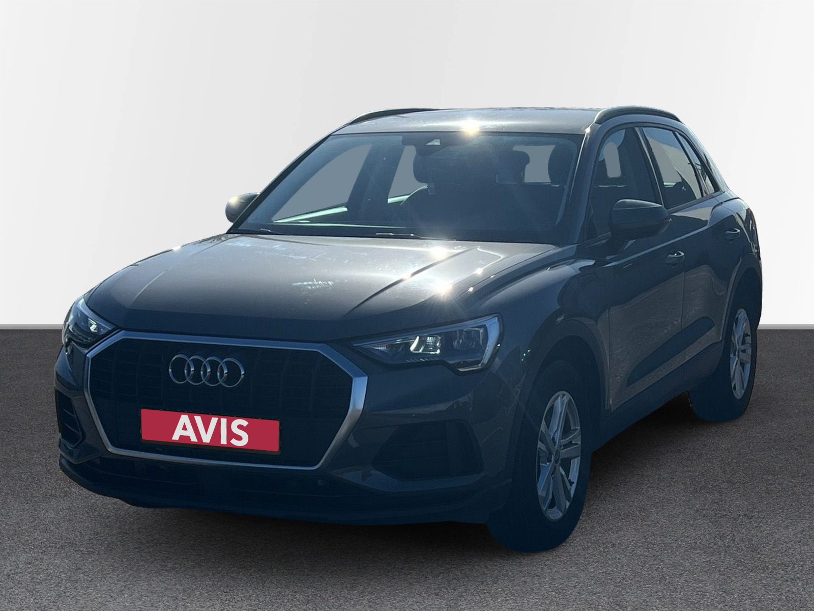 AVIS Used Cars | Audi Q3 45 TFSI e S tronic