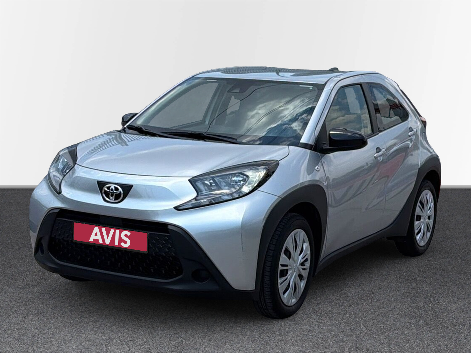 AVIS Used Cars | Toyota Aygo Cross X 1.0L 72hp CVT X-Play
